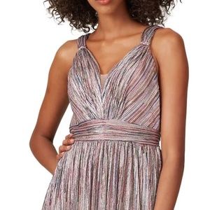 Catherine Deane Rent the Runway Niya Gown Metallic shimmer sz 2 $595 Flaw tear